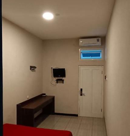 Bromo Family Guest House Kepanjen 外观 照片