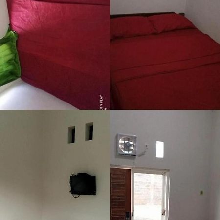 Bromo Family Guest House Kepanjen 外观 照片